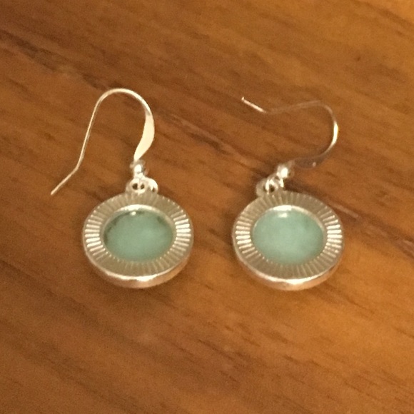 Mint Circle Earrings 🎉2 for $7🎉 - Picture 2 of 3